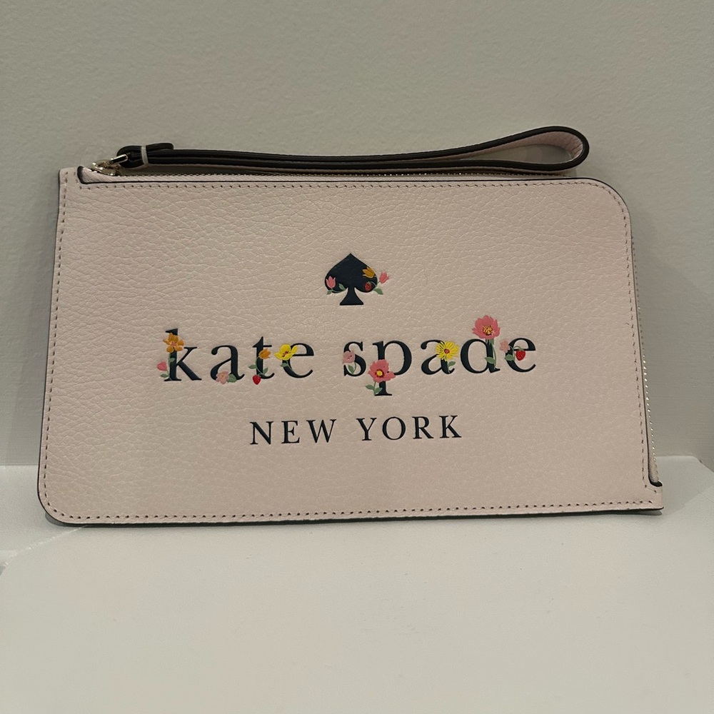 NWT Kate Spade Pink Garden Logo Wristlet